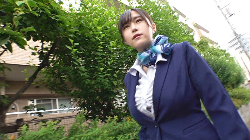 「雨宮ひびきの黒パンスト足コキ×中出し!美脚スチュワーデスが魅せる濃厚プレイ」のサンプル画像10枚目