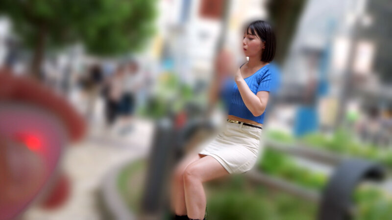 「九井スナオが野外露出デートで中出しハメ撮り!巨乳巨尻美女の羞恥プレイ」のサンプル画像3枚目