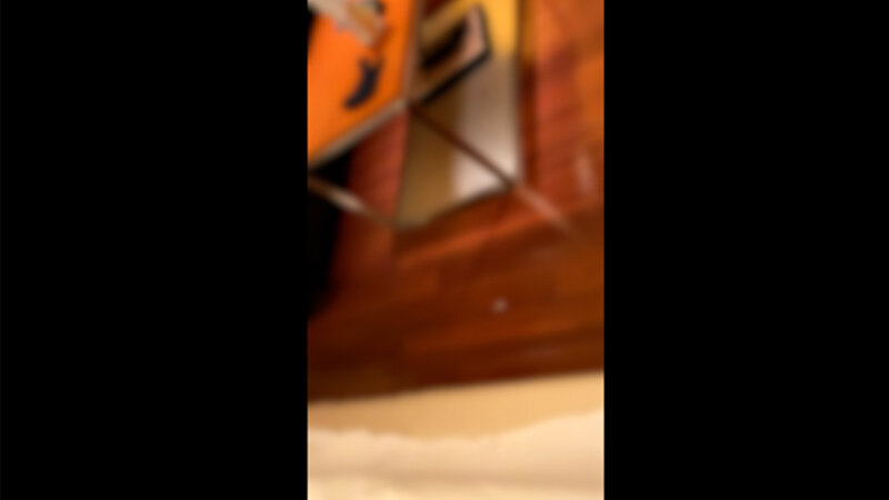 「【素人盗撮】錦糸町メンエス嬢の施術を隠し撮り！リアル潜入レポートで見る癒しの裏側」のサンプル画像3枚目