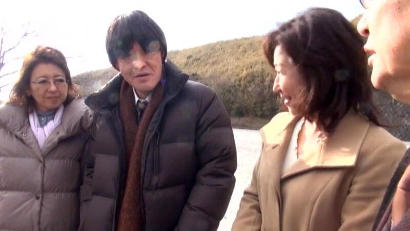 「【人妻NTR】昭和レトロな雰囲気で繰り広げられる寝取られ凌辱ドラマ|背徳の肉体関係」のサンプル画像2枚目