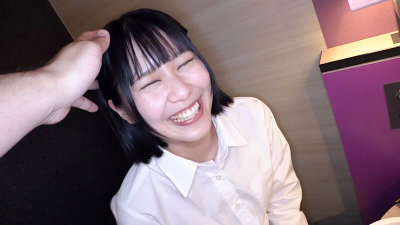 「【天野花乃】夜の公園でほろ酔い素人OLをナンパ！酔った美女との出会いドキュメント」のサンプル画像2枚目