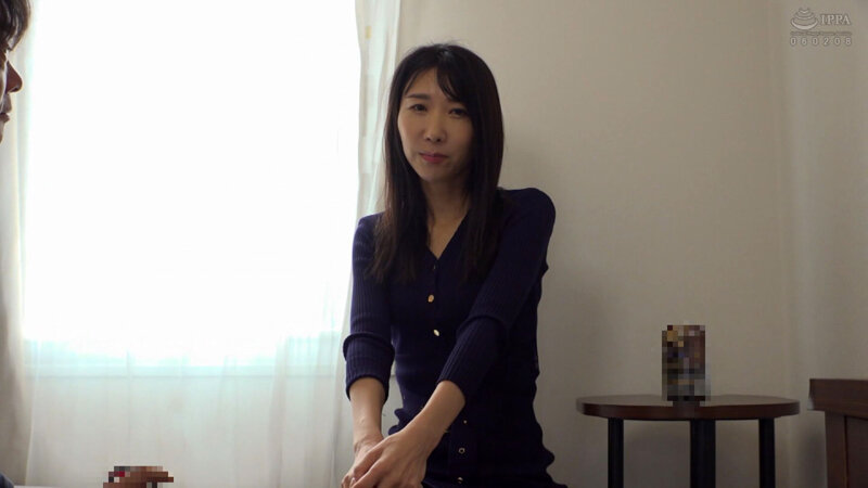 「森田紅音 素人人妻ナンパで中出し＆放尿プレイ スレンダー熟女マダムの敏感ボディ」のサムネイル