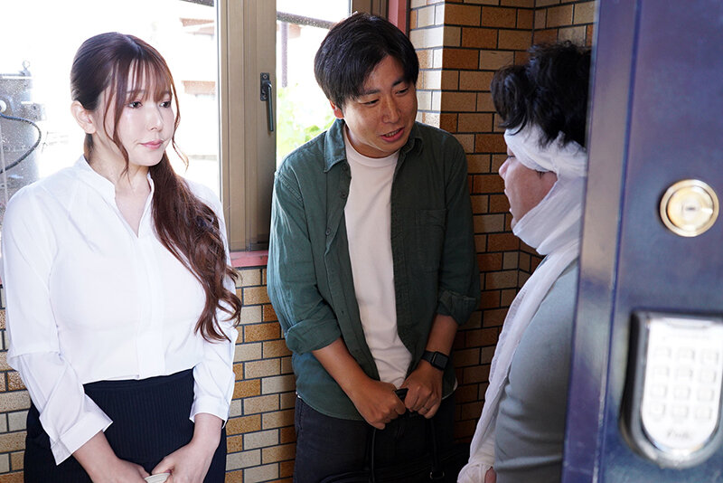 「波多野結衣が人妻役で寝取られ！巨根に中出しされる巨乳妻の背徳セックス」のサンプル画像13枚目