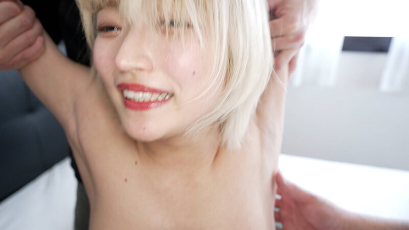 「【素人お姉さん】スレンダー美女はるのちゃんがディルドとバイブでオナニー披露」のサンプル画像13枚目