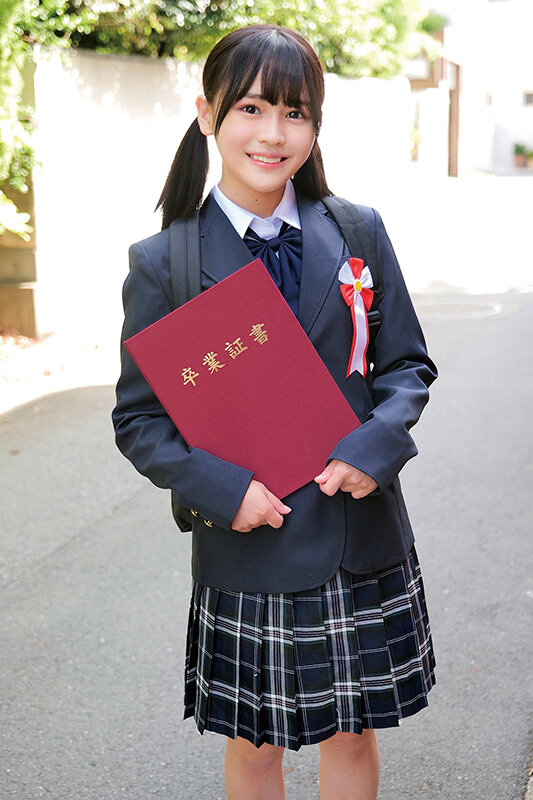 「【素人JK】卒業式直後の制服美少女をナンパ！初体験で中出しされる敏感女子校生なのか＆まい」のサムネイル