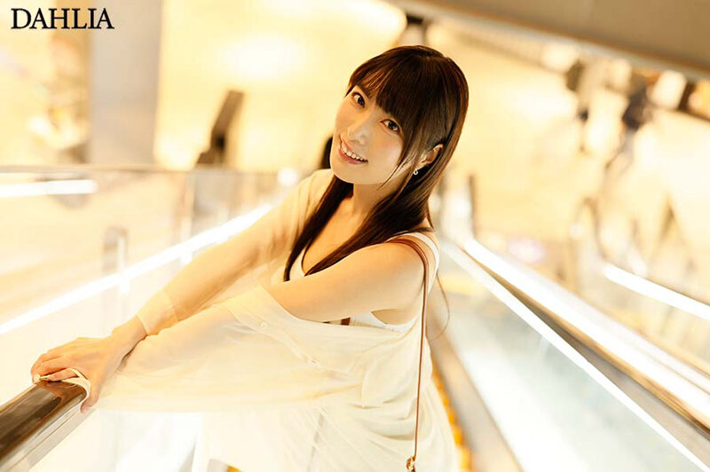 「水川潤の潮吹き絶頂アクメが凄い!美人お姉さんが魅せる本能むき出しの快感プレイ」のサンプル画像2枚目