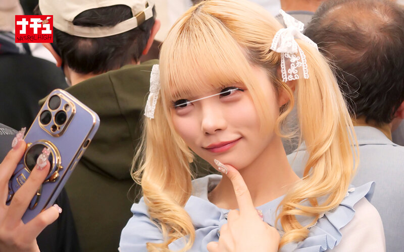 「【美少女】金髪地雷系女子が中出し＆顔射で恥じらいながら感じまくる羞恥プレイ動画」のサンプル画像2枚目