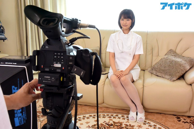 「夏川あかり 潮吹き×汗だくで魅せる現役看護師お姉さんのAVデビュー作品が凄い」のサムネイル