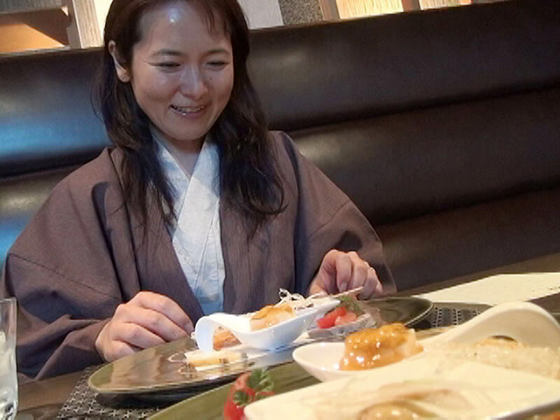 「【熟女】和服姿の美熟女が魅せる艶やかな誘惑|浴衣の奥に秘めた情事【AIリマスター版】」のサンプル画像11枚目