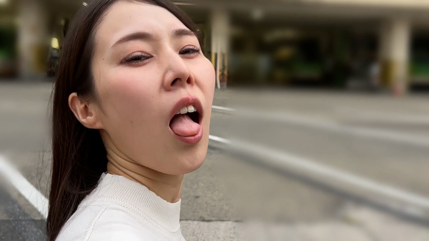 「【素人ナンパ】M男が街中で女性にキスをお願い!WEBデザイナーしおりちゃんの反応が可愛すぎる」のサムネイル