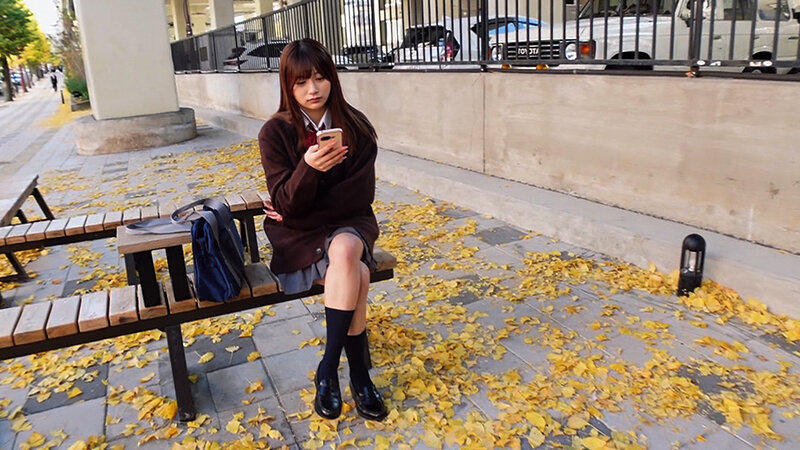 「北岡果林 美少女女子校生が中出しで乱れる姿がエロすぎる!パイパン制服美少女の本気セックス」のサンプル画像2枚目