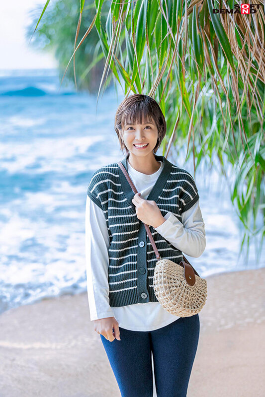 「玉城夏帆 母乳たっぷり人妻が潮吹き初体験！沖縄出身3児のママがAVデビュー」のサムネイル