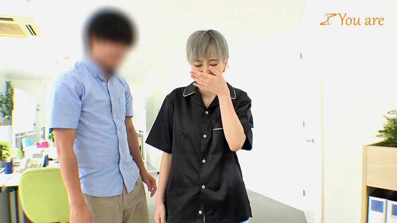 「沢尻ウタ 巨乳Fカップ関西弁美女がAV面接で即ハメ体験!顔射フィニッシュの衝撃映像」のサンプル画像2枚目