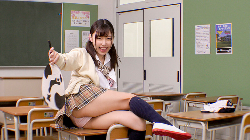 「さつき芽衣・沙月恵奈が学生服でパンチラ挑発！淫語で誘惑する小悪魔美少女たち」のサンプル画像3枚目