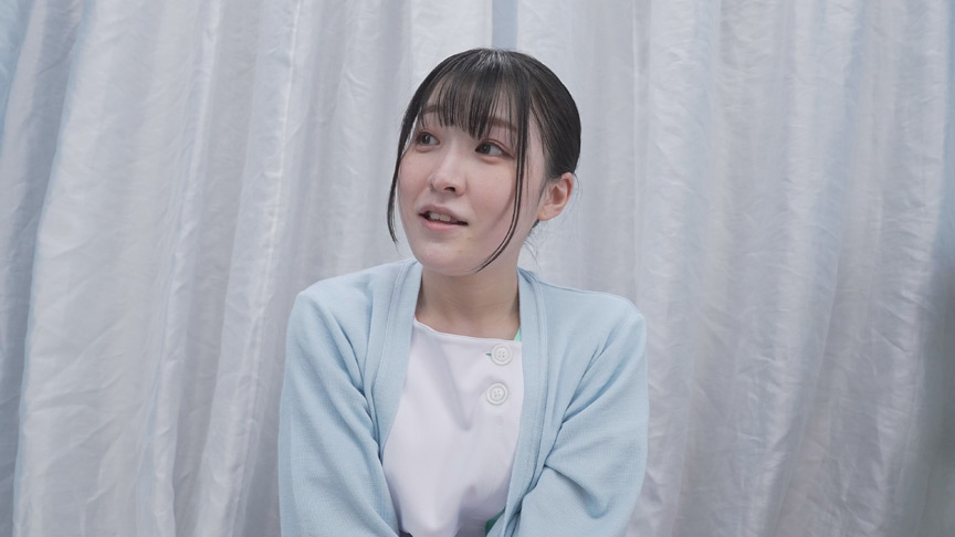 「現役看護師がお口のみで包茎皮むき治療に挑戦！皮に包まれた勃起チ○ポがねっとり舌技でズル剥け！産まれて初めて出てきた亀頭の先から無許可射精がドピュドピュ止まらない！！撮って出し！マジックミラー号～ほのか編～」のサムネイル