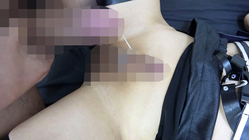 「【男の娘】ドS女王様がドM堕ち!コスプレ美少年の5P乱交アナルSEX&ぶっかけ絶頂」のサンプル画像10枚目