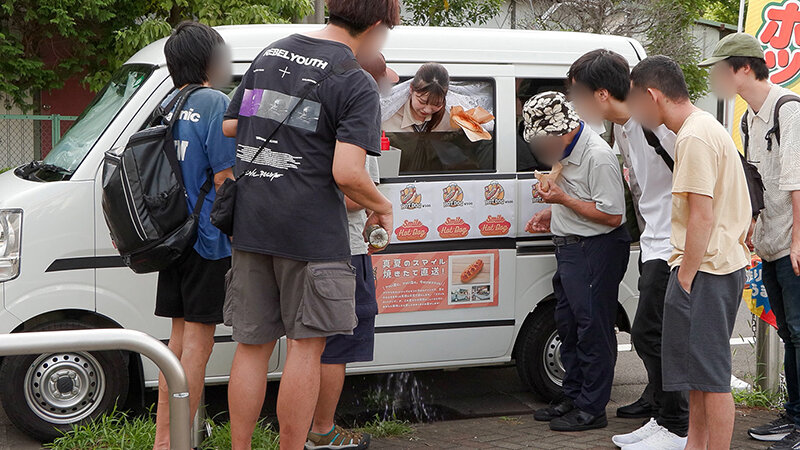 「小野坂ゆいか・望月つぼみが潮吹きアクメに挑戦!バイブイタズラで絶頂する人気AV女優の本気」のサンプル画像2枚目