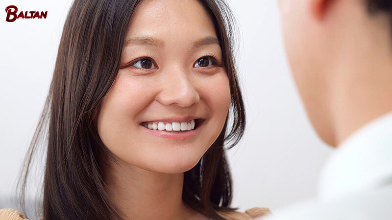 「清巳れの・雪奈真冬が魅せる人妻ママ友のNTR3P！潮吹き絶頂で快楽に溺れる背徳ドラマ」のサムネイル