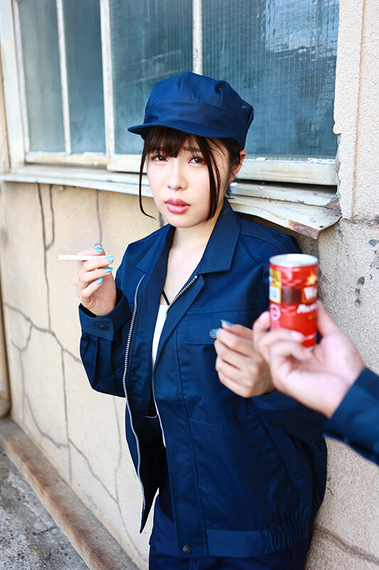 「町工場のツンデレ元ヤン娘から結婚相談所の世話好きおばちゃんまで！働く女10人の職業別SEXファイル（16）」のサンプル画像3枚目