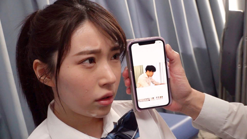 「皆月ひかるが体操着ブルマ姿でイラマチオ&3P4Pに挑戦!女子校生コスプレで激しいご奉仕プレイ」のサンプル画像7枚目