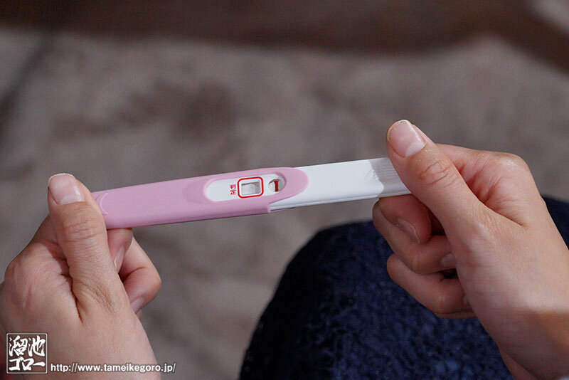 「潤うるる 人妻NTR作品|夫の出張中に部下と中出し不倫する熟女妻の寝取られドラマ」のサンプル画像12枚目