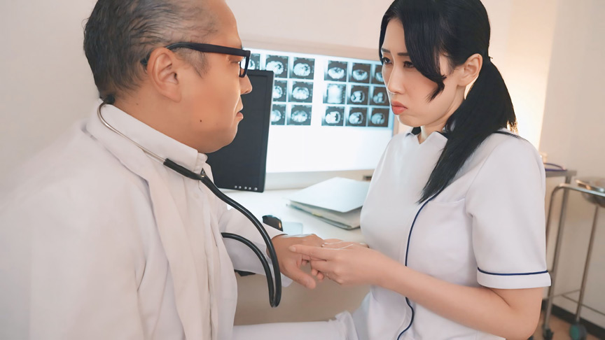 「【熟女】看護師との禁断の院内不倫ドラマ～誰にも言えない秘密の関係に溺れる濃厚プレイ～」のサンプル画像4枚目