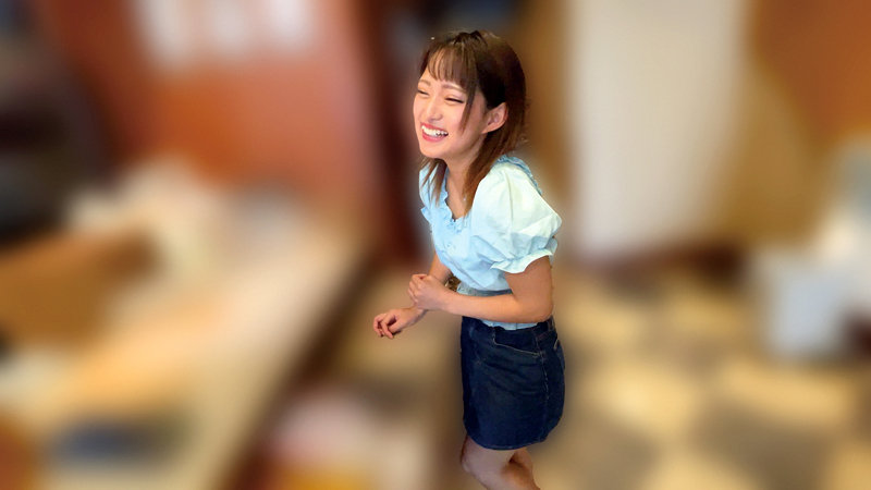 「美少女女子大生みつきちゃんの野外露出羞恥プレイ!興奮の中出し体験ドキュメント」のサンプル画像2枚目