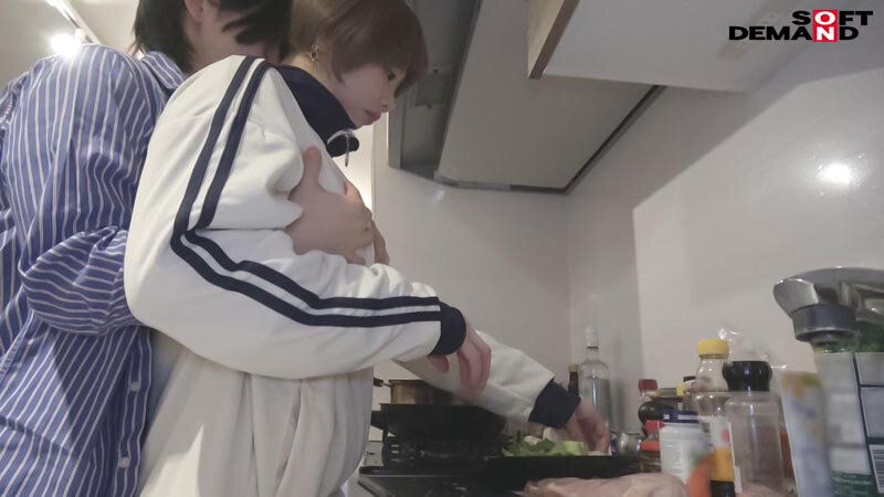 「【素人】新宿在住アパレル店員あかねさん(30)の2段階NTR寝取られハメ撮り中出し映像」のサンプル画像6枚目