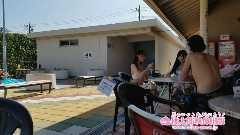 「【素人ナンパ】10代ピチピチ娘と即ハメ3P!街で声かけた美少女との過激プレイ」のサンプル画像8枚目