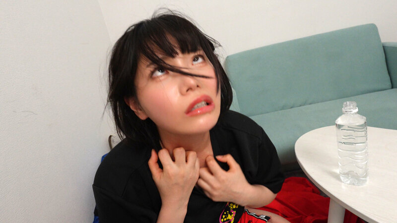 「九井スナオのイラマチオ調教!巨乳元バレー選手が更生施設で快楽堕ちする濃厚プレイ」のサンプル画像2枚目