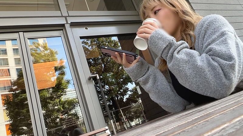 「【素人】盗撮された美女のリアルアクメ映像！隠しカメラが捉えた本気オーガズムの瞬間」のサンプル画像11枚目