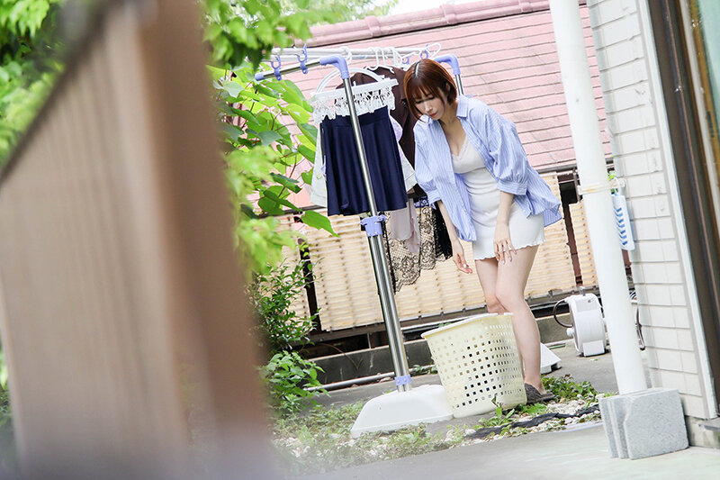 「【巨乳熟女】痴女叔母の射精禁止お仕置きSEX!顔射・中出しで何度もイキまくる下着泥棒への罰」のサンプル画像3枚目