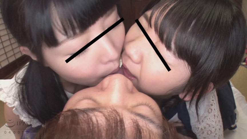 「【素人企画】姪っ子姉妹との禁断の近親プレイ厳選映像集4時間【タブー】」のサンプル画像2枚目