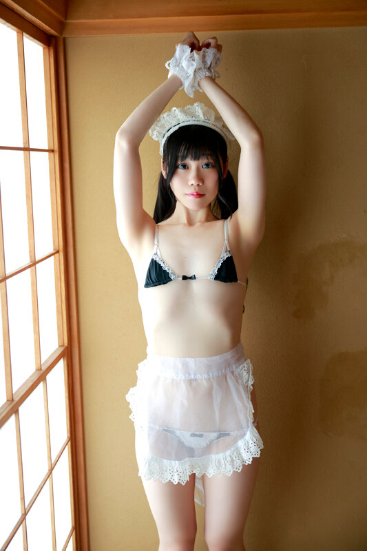 「双美ゆゆこの脚フェチ・尻フェチ動画|清楚系美女の大胆露出プレイが堪らない」のサンプル画像11枚目