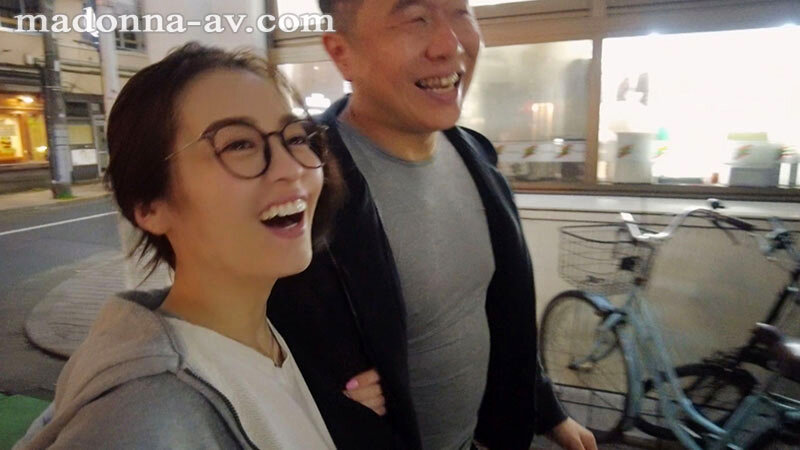 「藤かんな 巨乳人妻熟女が24時間痴女プレイで中出し三昧!極上お泊りスイートルーム」のサンプル画像11枚目