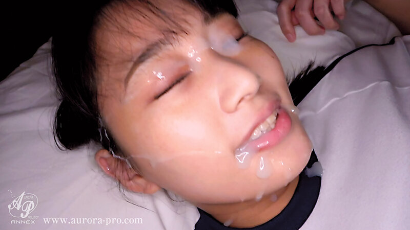 「南日菜乃・星乃すみれら33人の顔射・中出し43連発！豪華女優フェラ抜き総集編」のサンプル画像4枚目