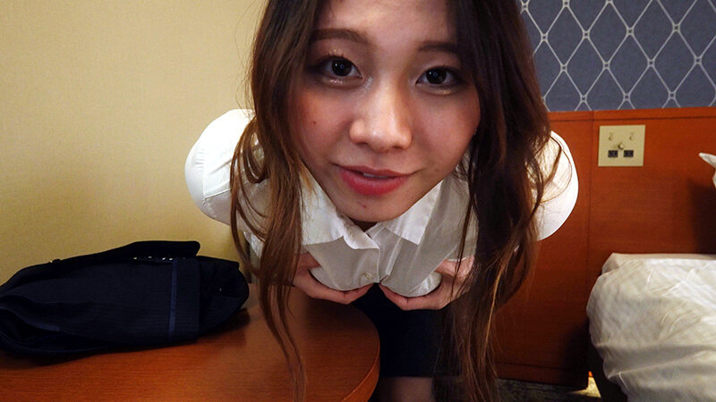 「佐久間つな 美巨乳お姉さんの自撮りオナニー映像｜局部アップで魅せるセクシー作品」のサンプル画像3枚目