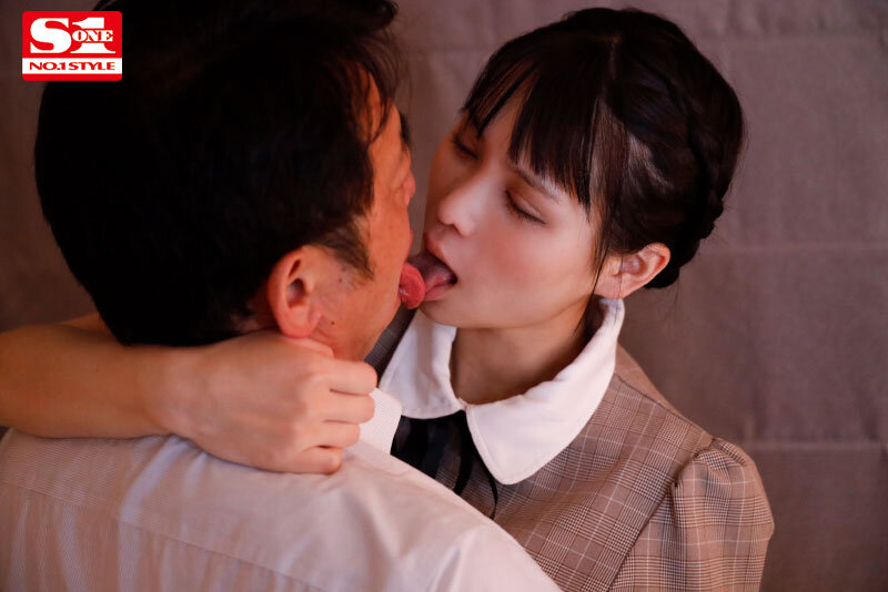 「日向かえで 巨乳美少女のパイズリが最高！濃密セックスで魅せる完全ノーカット映像」のサンプル画像9枚目