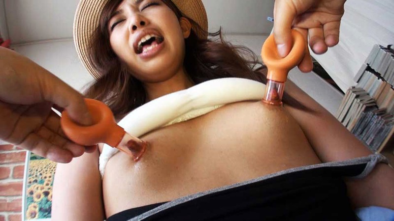 「【素人】母乳ママの中出しバイト体験！美脚・美尻フェチ必見のデカ乳首プレイ動画」のサンプル画像4枚目