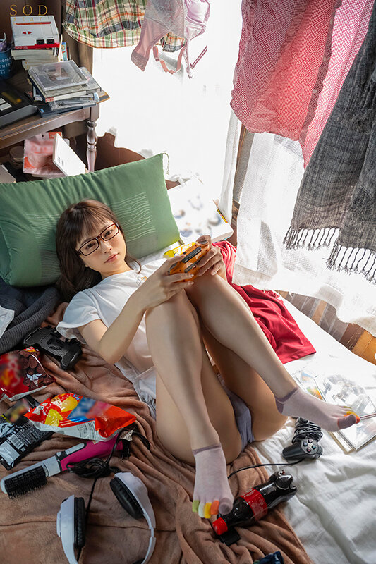 「【天宮花南】隠れ巨乳の姉と禁断の近親相姦!アラサー姉妹の秘密の関係を描いた衝撃作」のサンプル画像3枚目