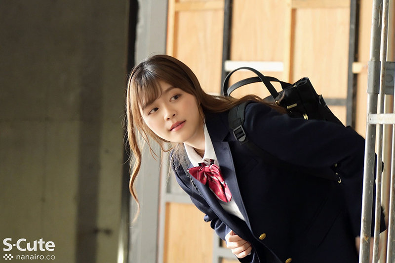 「花音うらら・桜井千春ら美少女6人の制服野外露出フェラ｜廃墟ロケ撮影ベストコレクション」のサンプル画像7枚目