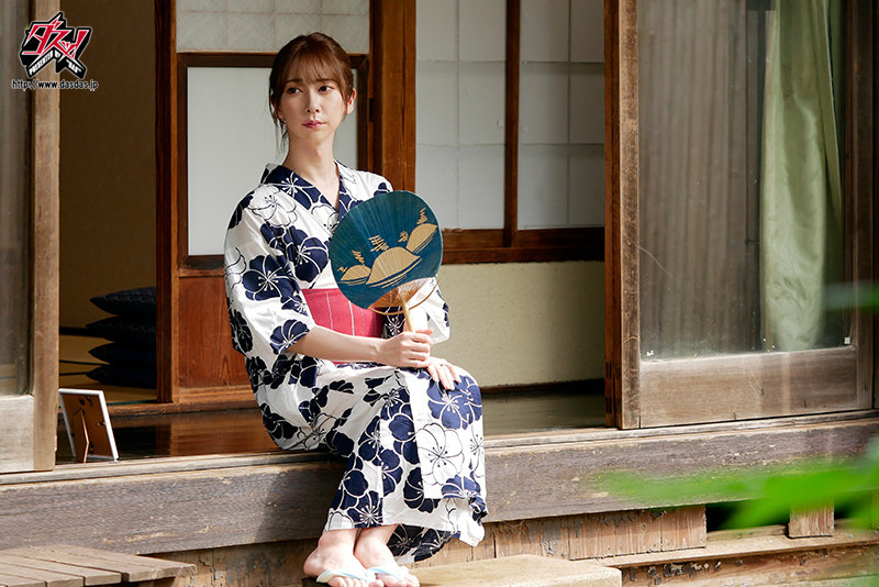 「愛沢さら｜スレンダーニューハーフ義母との禁断近親相姦アナルセックスで絶頂」のサムネイル