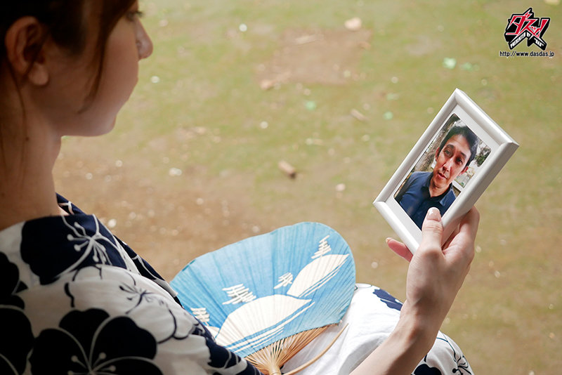 「愛沢さら|スレンダーニューハーフ義母との禁断近親相姦アナルセックスで絶頂」のサンプル画像2枚目