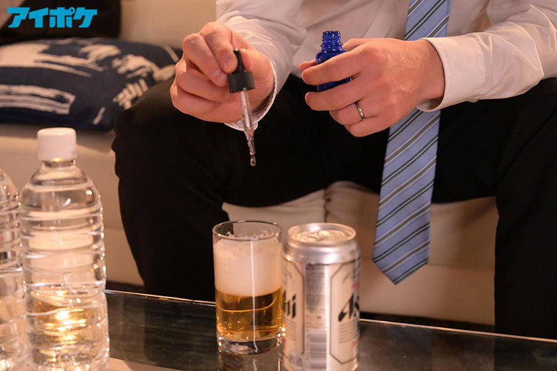 「加美杏奈のNTR作品|お姉さん系女優の濃厚フェラ&顔射で魅せる寝取られドラマ」のサンプル画像3枚目