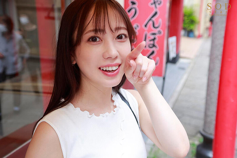 「【小湊よつ葉】元アイドルAV女優のハメ撮り&野外露出ドキュメント!カーセックスや4Pで魅せる非日常セックス」のサンプル画像8枚目