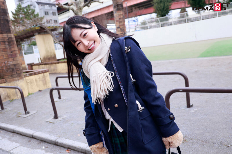 「響乃うた 幼なじみ女子校生が童貞を優しく筆おろし!騎乗位で何度も密着する青春ラブストーリー」のサンプル画像2枚目