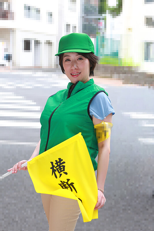 「夏希のあ・柏木舞子ら熟女5人をガチナンパ!リアル口説きで魅せる大人の色気」のサンプル画像16枚目