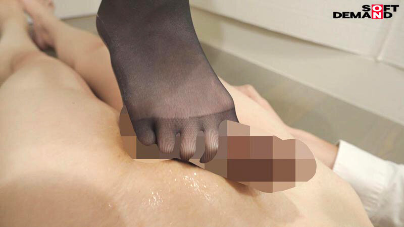 「朝日奈肖 Fカップ巨乳人妻がAVデビュー!巨尻妊活妻の悩ましい告白」のサンプル画像15枚目