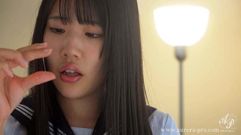 「桜ゆの 女子校生が3P・4Pで中出し&顔射される露出願望プレイ動画」のサンプル画像3枚目